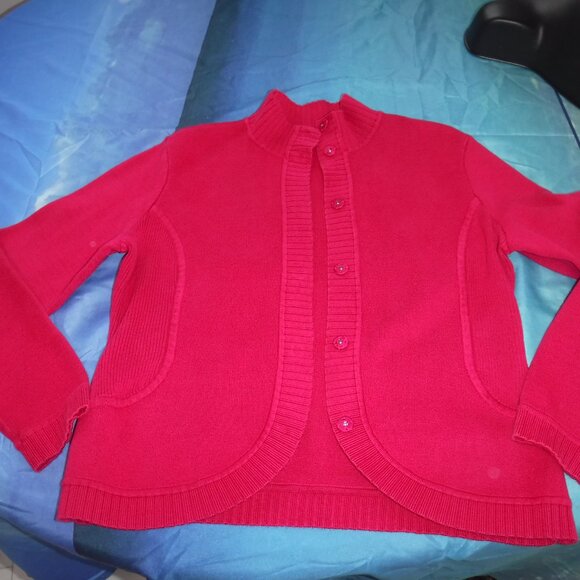Raspberry Red Snap Cartigan size US small - Picture 6 of 8